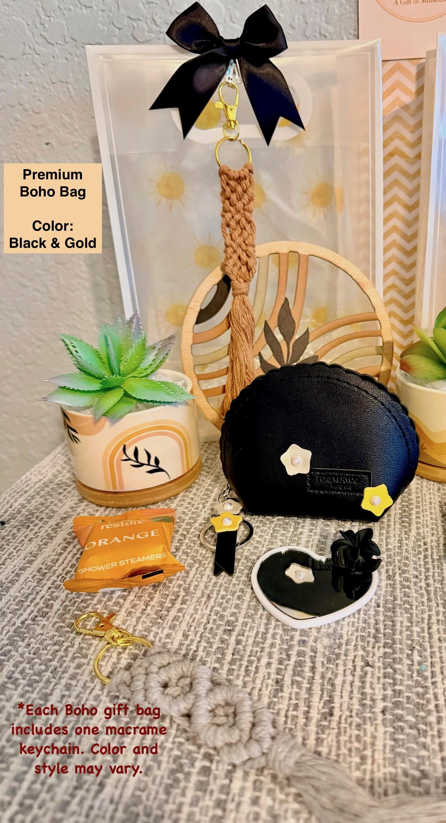 Boho Gift Bag with Macrame Keychain | Neutral Sage Green Style, Birthday Gift