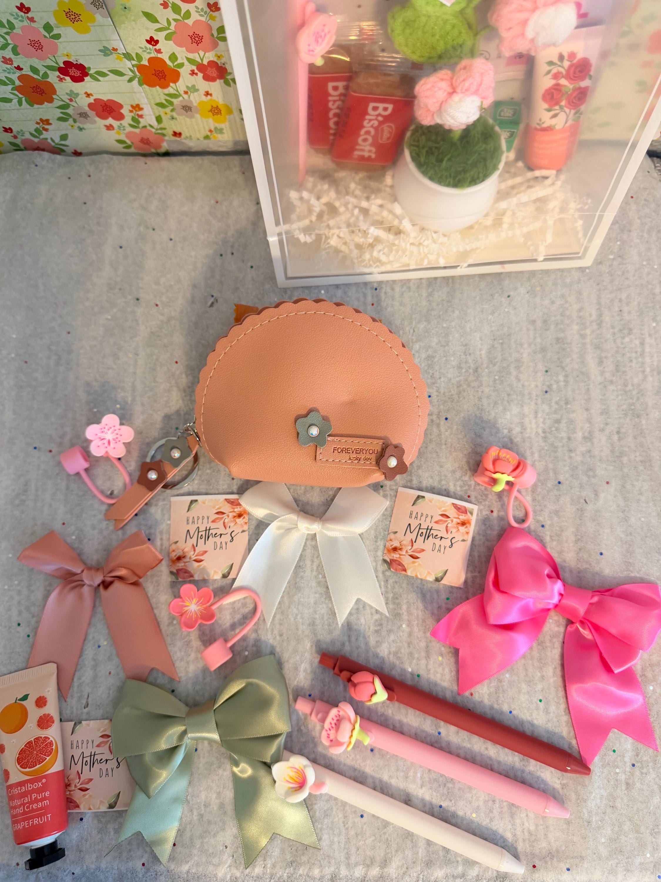 Crochet Flower Mother's Day Gift Bag | Pink Floral Self-Care Spa Tote